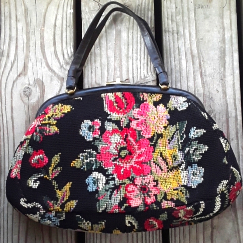 Vintage JR USA 1950's needlepoint handbag
